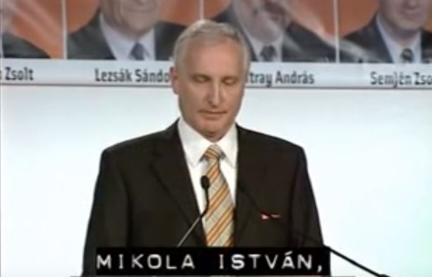 Mit gondolt a Fidesz a határon túli magyarokról? Időutazás 2006-ba!