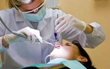 3 milliót szántak a fogorvosoknak, de sok helyen az önkormányzatok lenyúlták a pénzt